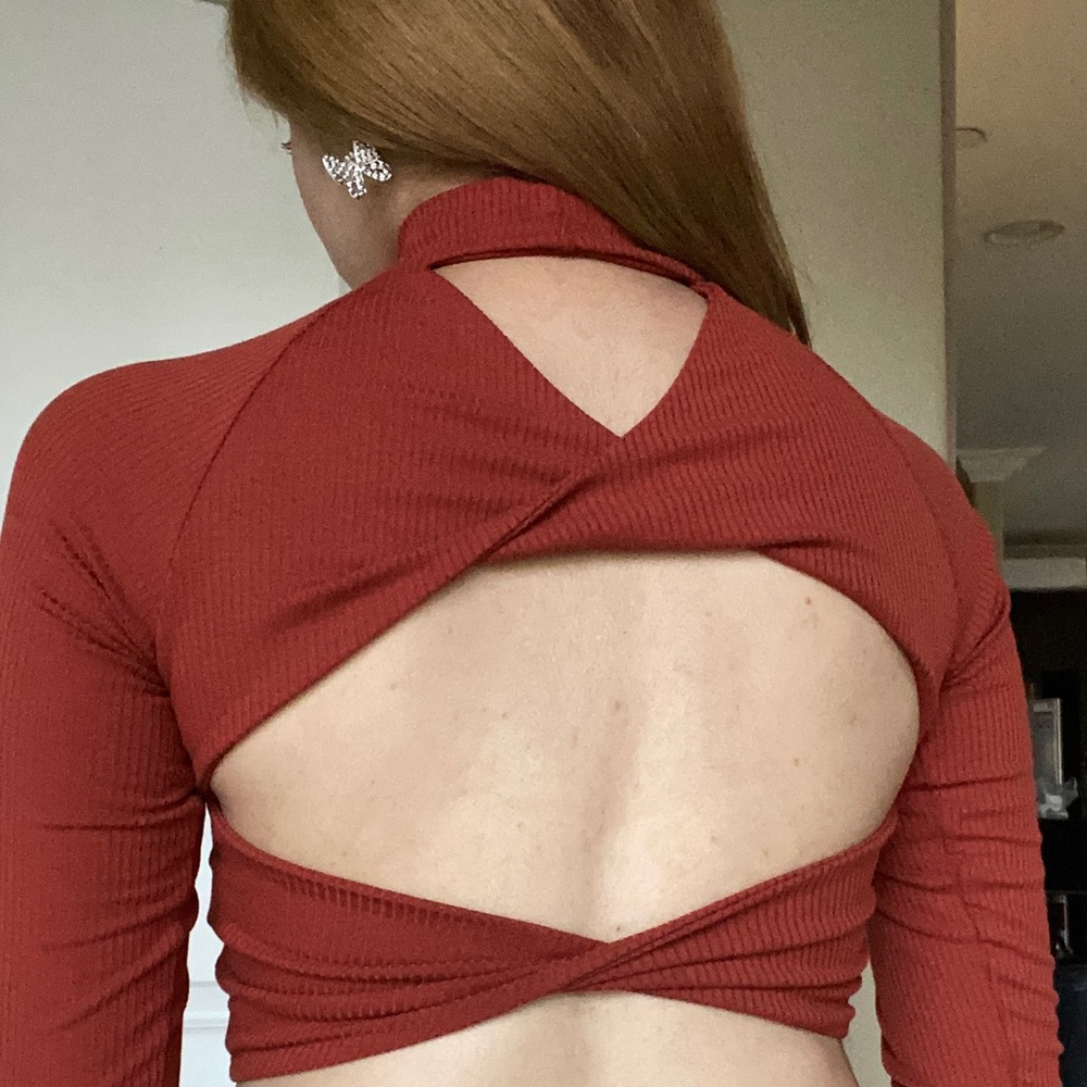 Rust long sleeve - Picture 2 of 2